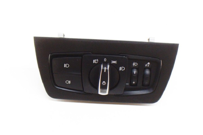 Modul de control comutator faruri BMW 3 F30, F80 2016 OEM: 9393949 11528544