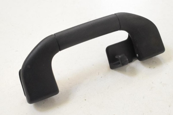 M&acirc;ner plafon st&acirc;nga spate MERCEDES-BENZ C T-Model S204 2012 OEM: A2048100151 10626074