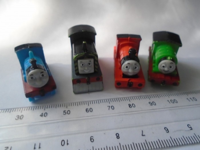 bnk jc Figurine Thomas &amp;Friends- 4 bucati