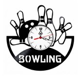 Ceas de perete decorativ Bowling Strike, realizat din disc de vinil upcycled, model Pini si Bila de Bowling, negru, 30 cm