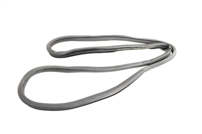 Garnitura ușă st&acirc;nga spate MERCEDES-BENZ GLK X204 2014 OEM: A2046971151 11812842