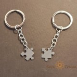 Set brelocuri metalice piese puzzle , model cuplu care se completeaza