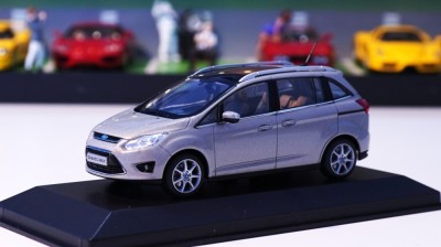 2010 Ford Grand C-Max - Minichamps 1/43 foto