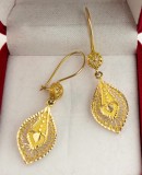 cercei din aur 14k &icirc;n formă de lacrimă