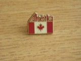 QW9 N3 34 - insigna - steag si insemne nationale - Canada - inscriptie ALBERTA, America de Nord