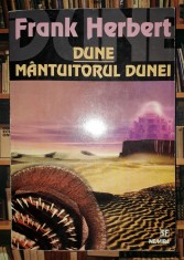 Frank Herbert - Dune / Mantuitorul Dunei
