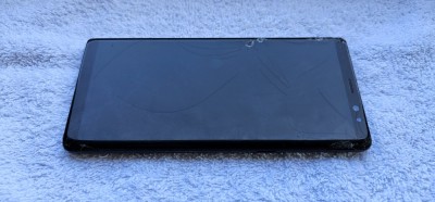 Telefon Samsung Galaxy Note 8 , DISPLAY SPART , NU FUNCTIONEAZA DELOC ! foto