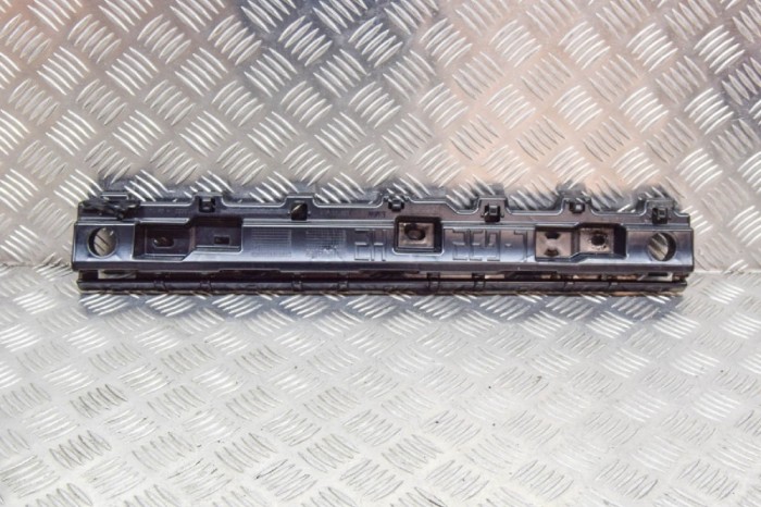 Suport prag lateral st&acirc;nga față BMW 6 Gran Turismo G32 2018 OEM: 7387355 11624172