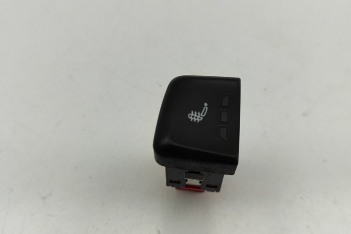 Comutator &icirc;ncălzire scaun AUDI Q5 8R 2015 OEM: 8K0963563A | 31929494
