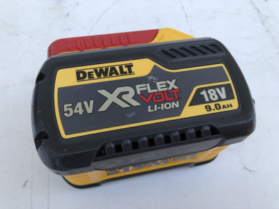 Baterie Dewalt 18 Volti 9 Ah 54V per Flex Fabricatie 2019 foto