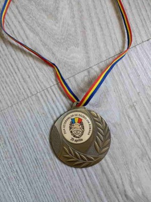 MEDALIE. 29 APRILIE - ZIUA VETERANILOR DE RAZBOI DIN ROMANIA-239526 foto