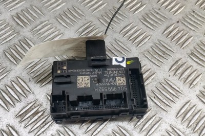 Modul de control ușă dreapta față SKODA SUPERB III Estate 3V5 2021 OEM: 5Q4959592K | 31890506 foto