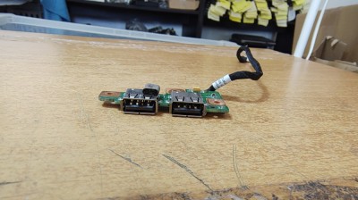 Port Usb Laptop Medion Akoya P7618 #A6651 foto