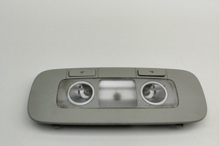 Iluminare interioară VW PASSAT Variant B7 365 2012 OEM: 3C0947291E 30658738