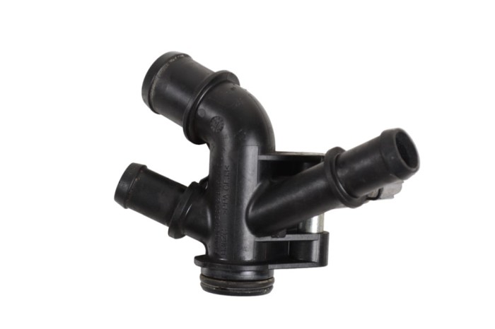 Furtun de lichid de răcire FORD KUGA II DM2 2016 OEM: DS7G-8K556-CC | 21707024