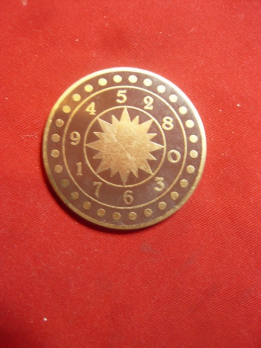Cadran - Placheta metalica ,cu soare si cifre ,d=3,5cm