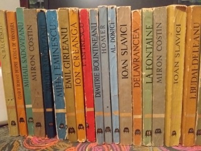 20 volume Biblioteca Scolarului foto