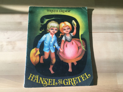 CARTE CU ILUSTRATII: Fratii Grimm - Hansel si Gretel [1975] foto