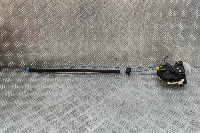 &Icirc;ncuietoare ușă st&acirc;nga față AUDI A5 F53 2024 OEM: 8X2837015D 30331246