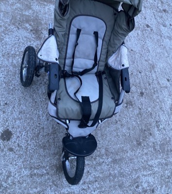 C&amp;acirc;nd cărucior foto