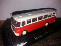 Macheta autobuz Ikarus 620 - 1959 - Atlas scara 1:72 foto