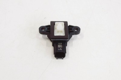 Senzor de impact dreapta față VOLVO S90 II 2018 OEM: 80357376,31406731 11178884 foto