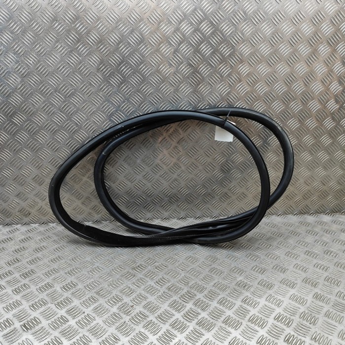 Garnitura ușă dreapta față JAGUAR F-PACE X761 2018 OEM: HK83-20708-AC