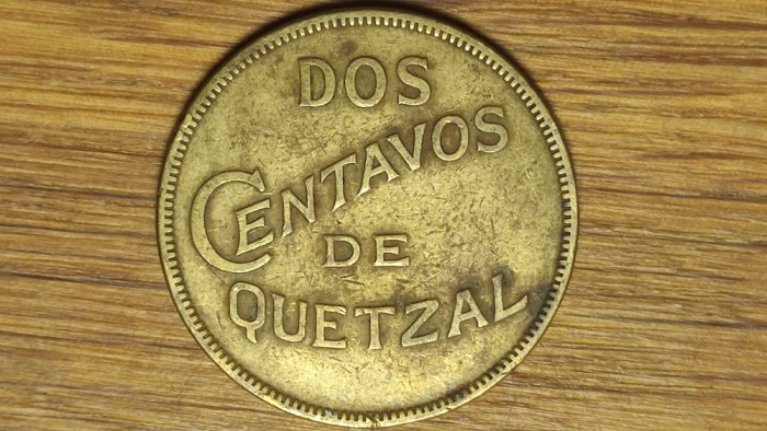 Guatemala - moneda colectie foarte cautata - 2 centavos de quetzal 1932 - an unic de batere - design deosebit