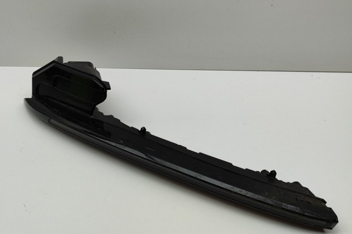 Semnalizare st&acirc;nga față VW TOUAREG CR7 2023 OEM: 761941055A | 30617357