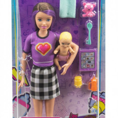 Barbie papusa skipper first jobs babysitter papusa satena