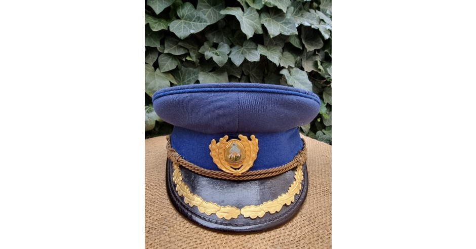 Cascheta de ofiter de securitate (ceremonie) din perioada RSR | arhiva ...