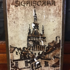 Piesă decorativă vintage SIGHIȘOARA - lemn pictat (7x10 cm.)