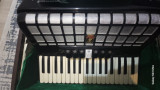 Vand acordeon Parrot 80 basi