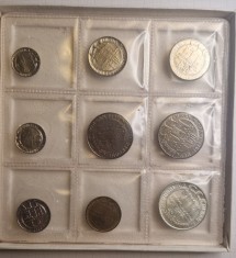 Set Monede Monetarie San Marino 1977, km#63 ,64 ,65, 66, 67, 68, 69, 70, 71, 500 lire argint, in cutie cu pliant, 9 monede