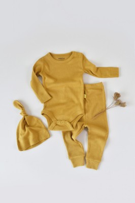 Set 3 piese: body cu maneca lunga, pantaloni lungi si caciulita din bumbac organic si modal - Sofran, BabyCosy (Marime: 6-9 luni) foto