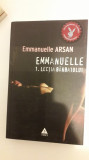 Emanuelle 1. Lectia barbatului - Emanuelle Arsan, Trei