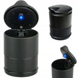 Cumpara ieftin Scrumiera auto universala cu LED, 7 x 9 cm, neagra , design elegant, iluminare automata si functionalitate moderna pentru orice masina