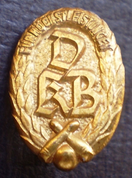 I.924 INSIGNA GERMANIA DKB DEUTSCHER KEGEL BUND POPICE aurita