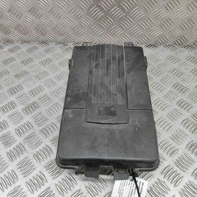 Capac baterie VW PASSAT Variant B7 365 2012 OEM: 3C0915443A 30657717 foto