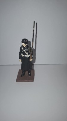 Soldat din plumb Ref.01-008 Soldat de garda german SS WW II Metal and Soul 1:32 foto