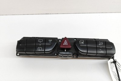 Panou de butoane MERCEDES-BENZ C T-Model S203 2002 OEM: A2038219058 | 28884853 foto
