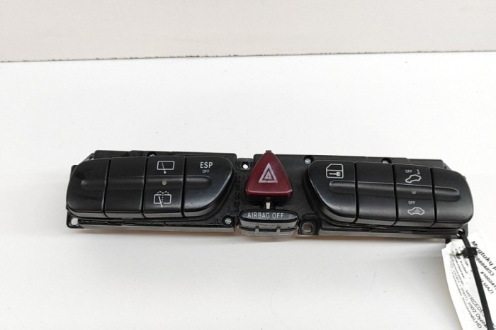 Panou de butoane MERCEDES-BENZ C T-Model S203 2002 OEM: A2038219058 | 28884853