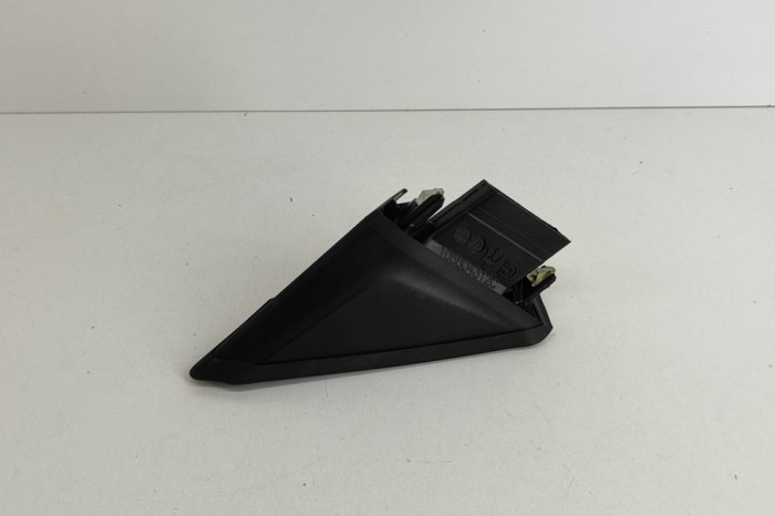 Gura de ventilație planșa de bord MASERATI GHIBLI M157 2016 OEM: 105804312C | 26933625