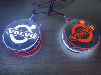 Lampa oglinda Pablo LED -Logo Volvo foto