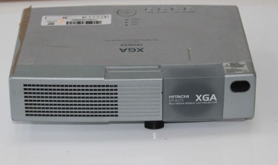 HITACHI CP-X275 foto