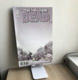 Bandă Desenată &icirc;n Rom&acirc;nă - The Walking Dead #8 (2015)