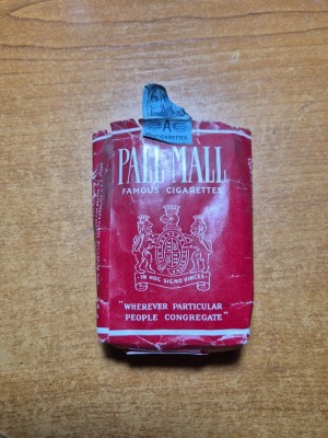pachet de tigari pall mall - din anii &amp;#039;70 - &amp;#039;80 - nu contine tigari foto