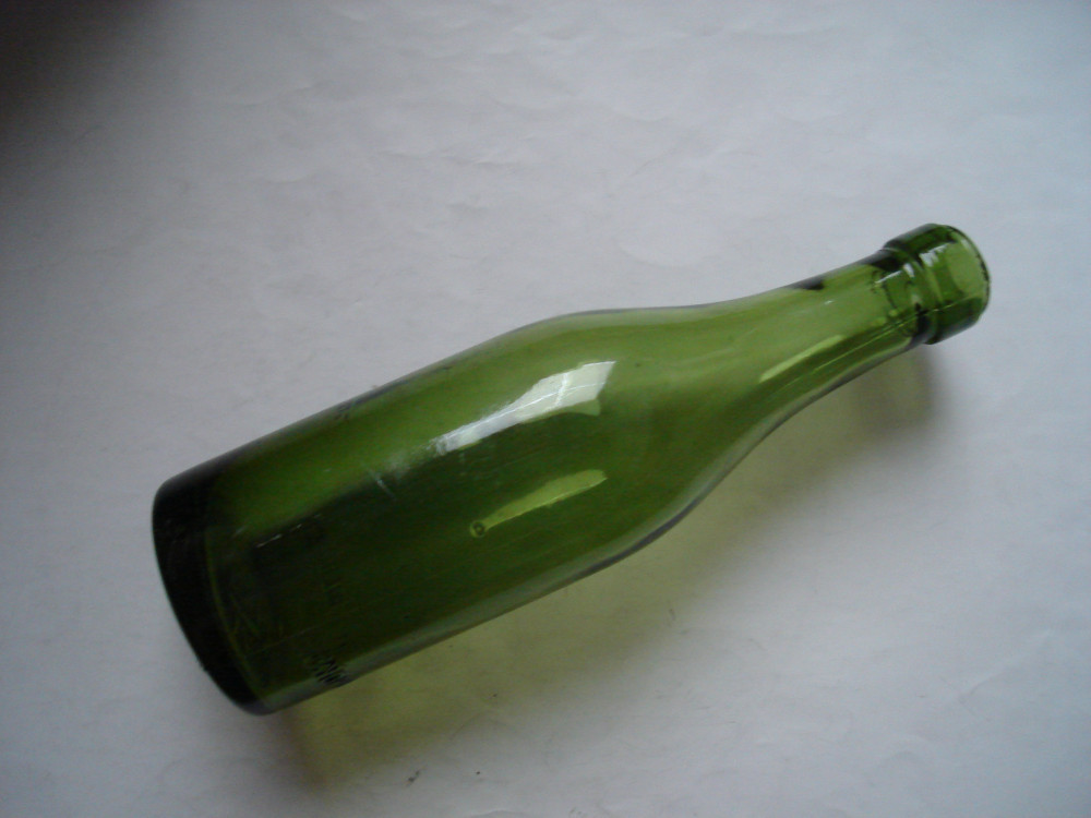 Sticla veche Monopolul alcoolului, 250 ml, verde, stare buna | Okazii.ro