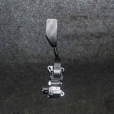 Pedala de accelerație PEUGEOT 108 2015 OEM: 86ET4903863380280755267 1539121 foto