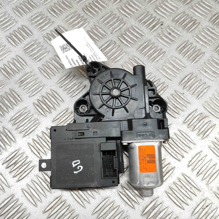 Motor macara geam ușă dreapta spate VOLVO V50 MW 2010 OEM: 31264376 31962830